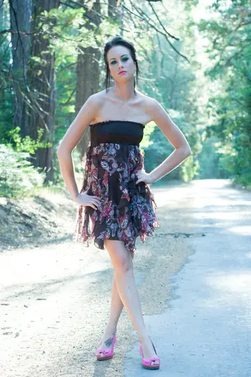Justine Jewel – Short-Haired Brunette in a Dress Shows Off Her Natural Tits in the Forest