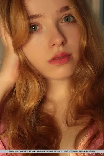 Thick European Redhead Spreads Her Pussy in Heels