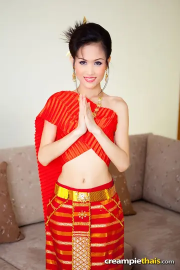Thai Woman in Heels Gets Fucked and Takes a Creampie