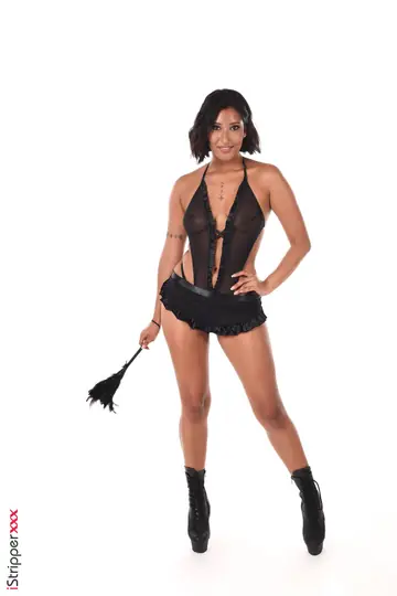 Thick Latina Strips Off Her Lingerie and Masturbates in Heels