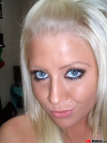 Blonde Takes a Selfie Spreading Her Pussy