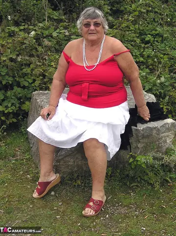 European BBW on a Public Trail Shows Her Big Tits in Panties
