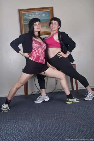 Two Busty Chubby Lesbians Kiss and Eat Pussy