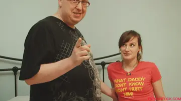 Busty Woman Gives a Blowjob, Gets Fucked and Spreads Wide