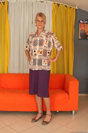 Slim Blonde MILF in Glasses Takes a BBC Creampie