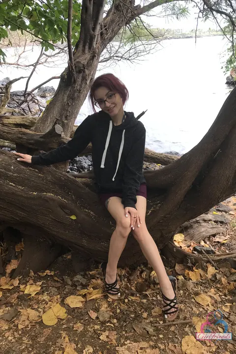 Lola Fae: Petite Redhead in Glasses Poses Nude Outdoors – photo 5 of 21