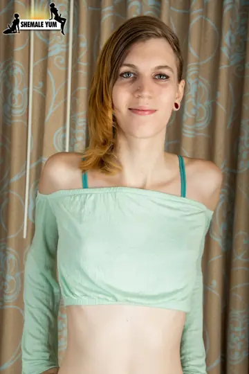 Trans Woman Drops Her Clothes and Displays Her Nude Body