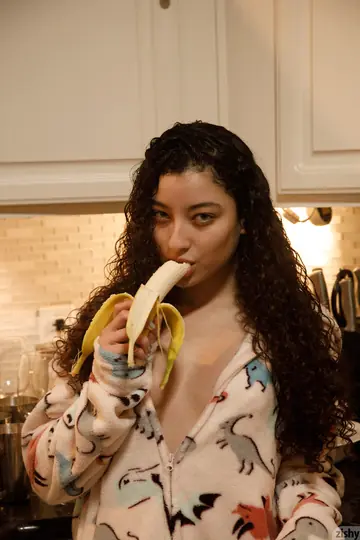 Lana Lovelace – Petite Curly Latina Poses Clothed and Spreads Her Cheeks