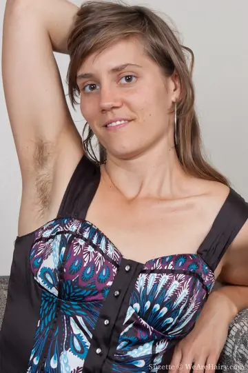 Thick Woman in Pantyhose Spreads Her Hairy Pussy and Armpits