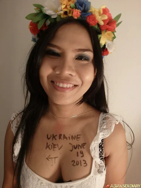 Chubby Thai Brunette in a Top Gets Creampied – photo 21 of 21