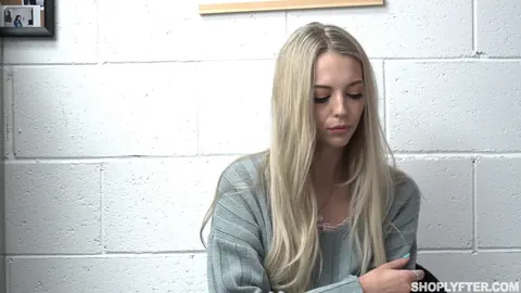 Lily Larimar: Blonde PAWG in Jeans Sucks Cock Then Takes Anal Doggy Style – photo 5 of 20
