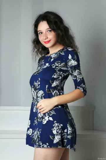 Yennefer – Thick Curly Brunette in a Dress Shows Her Pussy