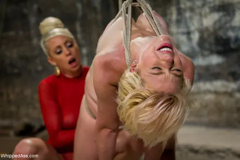 Lexi LaRue: Two Busty Short-Haired Blondes Use Dildos While Bound – photo 11 of 21