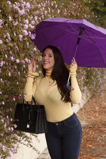 Angela White – Australian Brunette Flashes Her Big Natural Tits in Public
