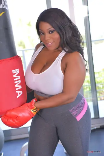Ms Yummy – Busty African MILF in Yoga Pants Has Sex and Kisses Her Partner