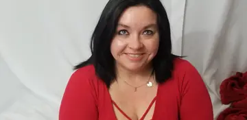 Busty Curvy MILF Sucks Cock and Takes Anal Creampies in a Threesome