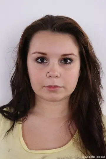 Czech BBW Strips Out of Her Panties to Pose Nude