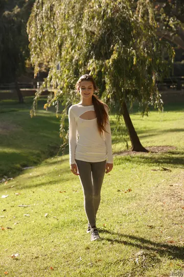 Alex Mae – Brunette with Short Hair Strips Naked in the Park