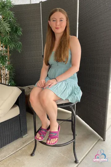 Zoey Zimmer – Redhead PAWG Undresses and Spreads Her Shaved Pussy