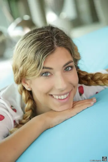 Shona River – Petite Hungarian Blonde in Pigtails Takes Anal and a Facial by the River