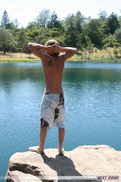 Athletic Guy Strips Nude and Shows His Cock Outdoors – photo 14 of 20