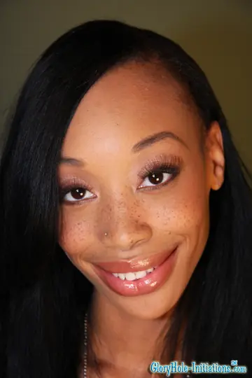 Dior Love – Ebony Brunette Kneels for Gloryhole Blowjob