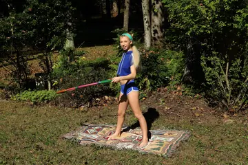 Kenzie Reeves – Skinny Blonde Fingers Her Pussy Outdoors After Yoga in Shorts