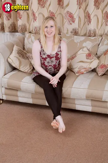 Satine Spark – Pale British Blonde Strips Off Her Yoga Pants and Lingerie