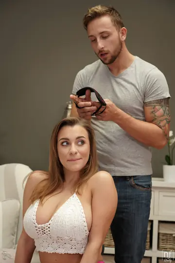 Josephine Jackson – Redhead MILF Rides Anal Cowgirl and Gets Creampied