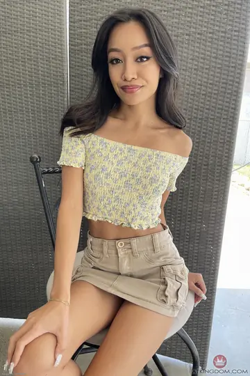 Jade Kimiko – Asian Brunette with Big Natural Tits Spreads Her Holes