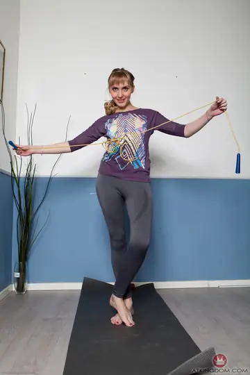 PAWG in Yoga Pants Bends Over for Anal at the Gym