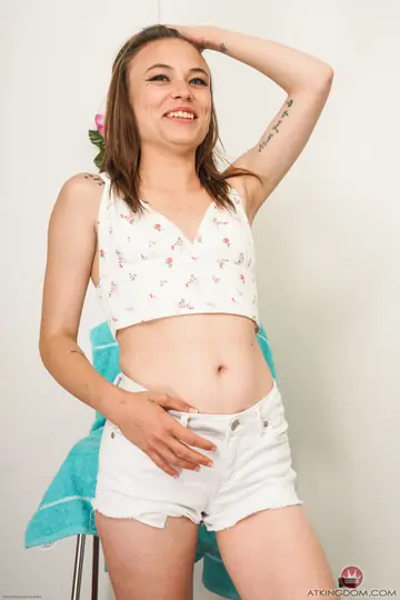 Akayla May – Slim Babe with Natural Tits Strips and Spreads Her Pussy