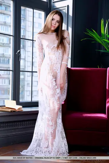 Eva Amari – Brunette PAWG Strips Out of Her Dress and Spreads Her Shaved Pussy