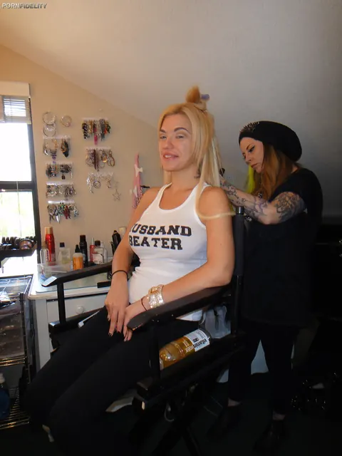 Bibi Noel: Skinny Hungarian Blonde Strips for a Threesome with Two Men – photo 15 of 17