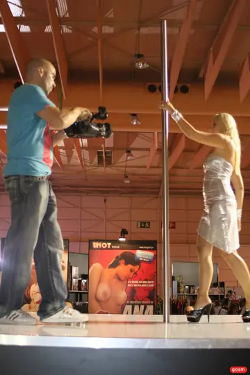 Daria Glower – Busty Czech MILF Strips Out of Her Dress and Heels