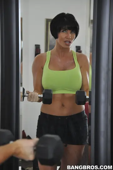 Shay Fox – Fit Brunette MILF with Big Tits Fucks in the Gym