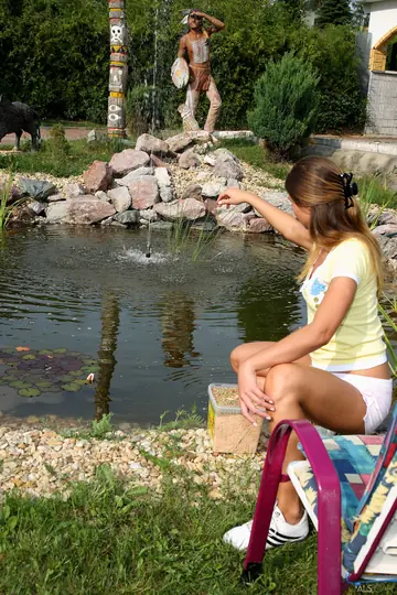 Olivia La Roche – Tall European Brunette Touches Herself in Shorts and Spreads Her Legs