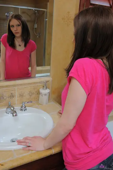 Tyla Tione – Brunette in Jeans Spreads in the Kitchen
