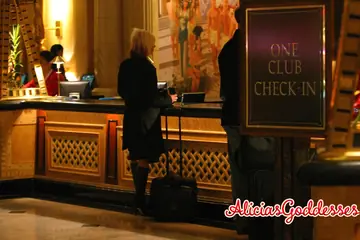 Brittany Andrews – Blonde MILF with Big Tits Fucks and Kisses Her Partner