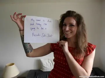 Ava Austen – Thick British MILF Flaunts Her Ass in Panties and Heels