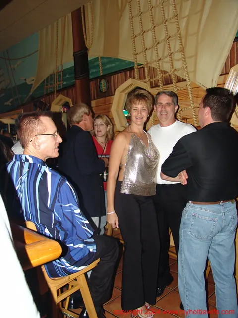 Double Dee: Tall Blonde MILF in a Skirt Gets Fucked Outdoors at a Swingers Party – photo 18 of 20