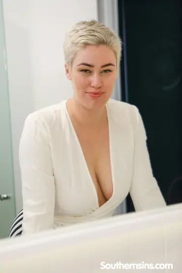 BBW Blonde with Short Hair Undresses and Spreads Her Hairy Pussy