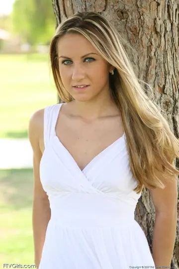 Thick Blonde Strips Out of Her Dress and Toys Her Pussy