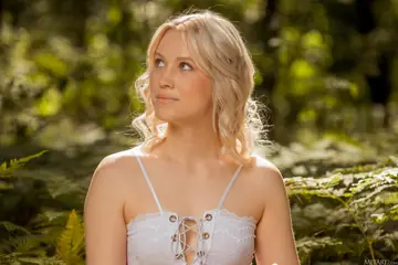 Nikki Hill – Ukrainian Blonde Poses Nude and Shows Her Small Natural Tits