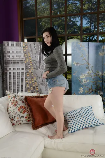 Jenna Reid – Petite Brunette Undresses to Show Her Slim Nude Body