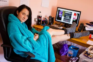 Aeryn Walker – Australian Black-Haired Woman with Big Tits Spreads Her Hairy Pussy