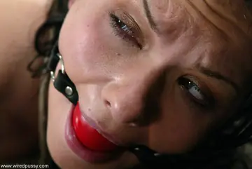 Katja Kassin – German PAWG in Bondage Spreads Her Legs for Her Partner