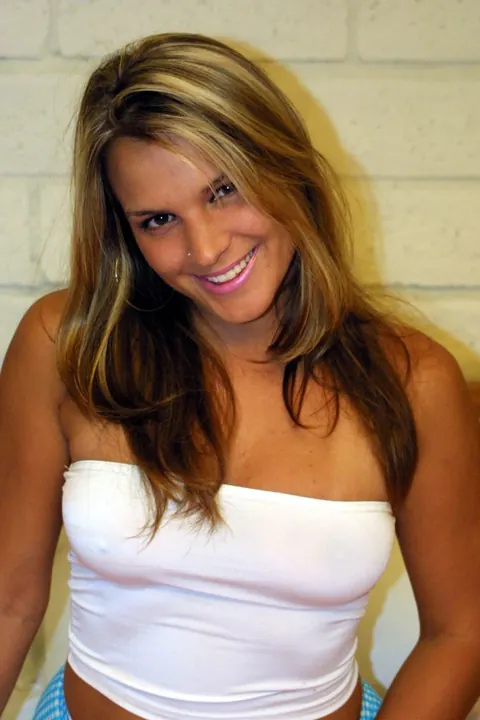 Veronika Raquel: Petite Blonde MILF Pulls Panties Aside to Spread – photo 4 of 18