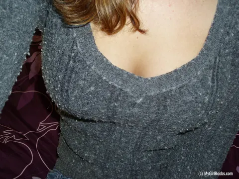 Busty MILF in Lingerie and Jeans Spreads Before a Mirror – photo 7 of 16