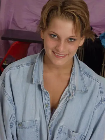 Petra Short – Hungarian Blonde PAWG in Jeans Undresses and Spreads